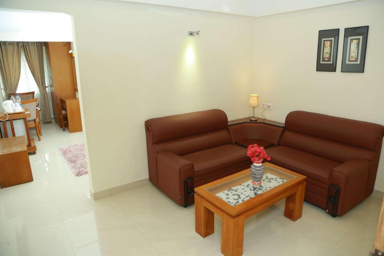 Vishnu Inn Guruvāyūr エクステリア 写真